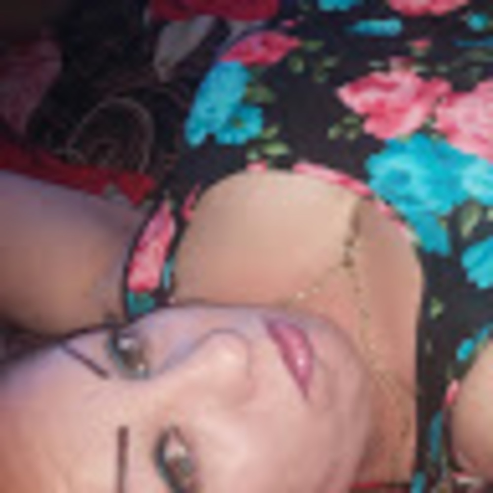 Meet your Posher, Mireya